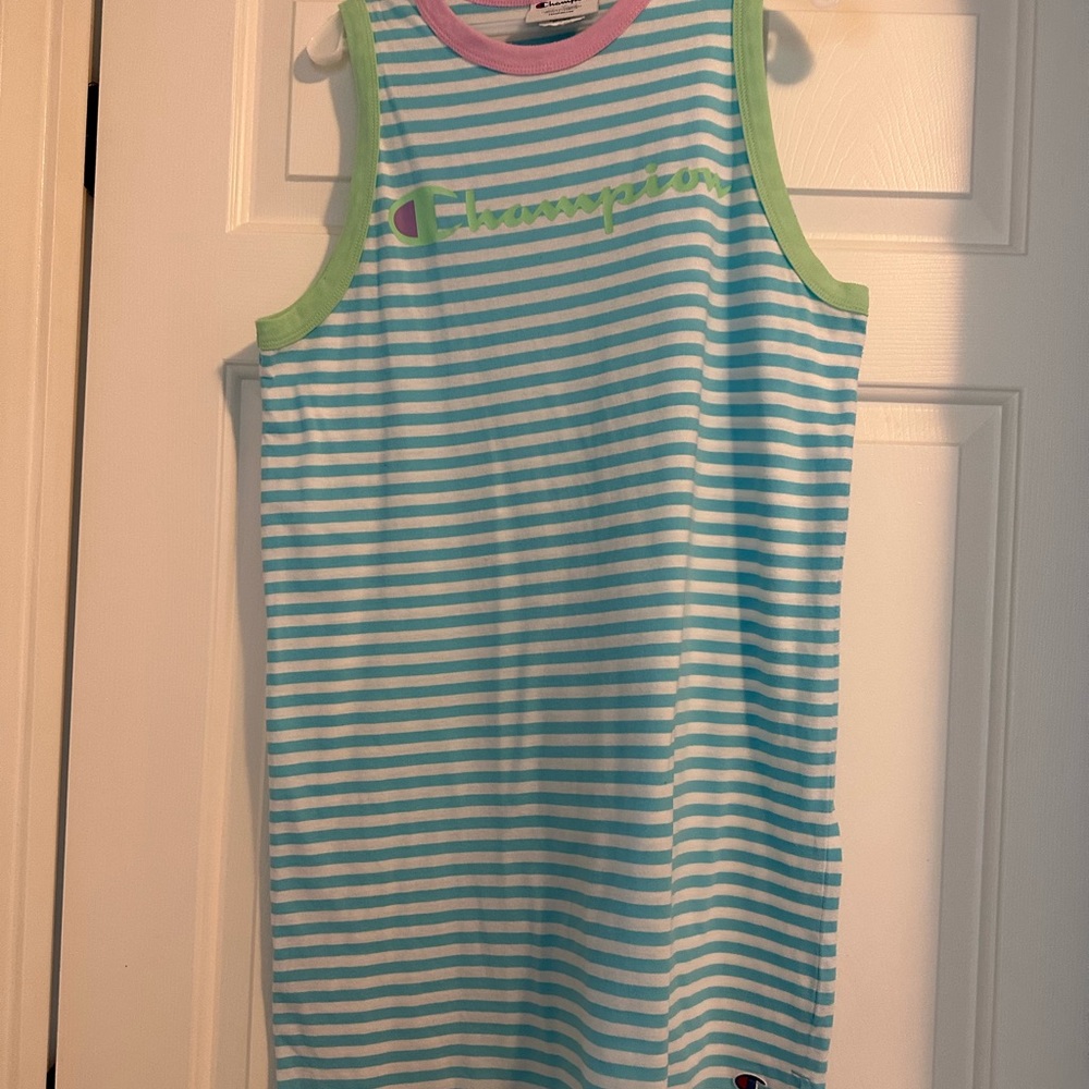 Women’s dress